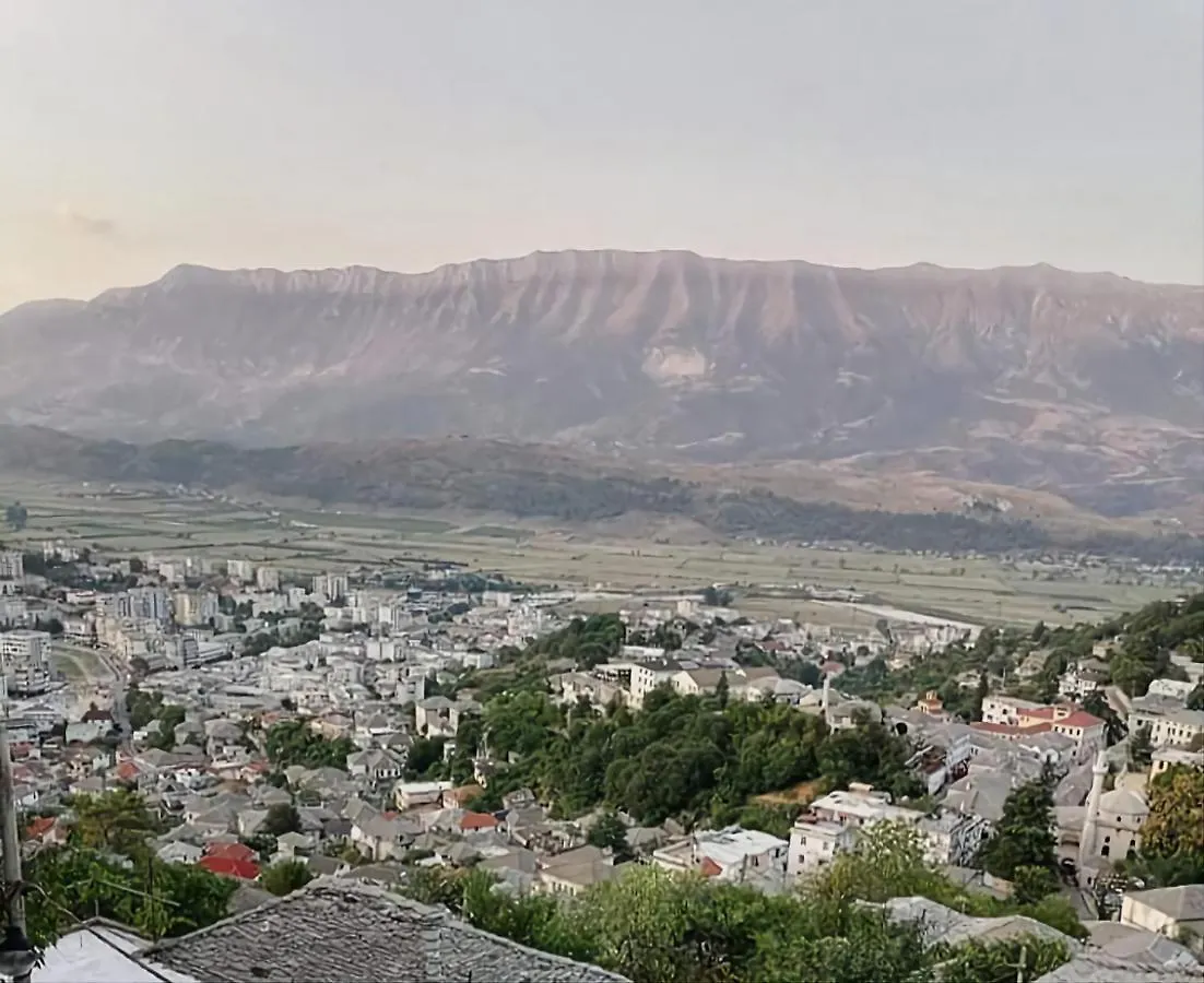 Pensión Panoramic Vlachos Gjirokastër