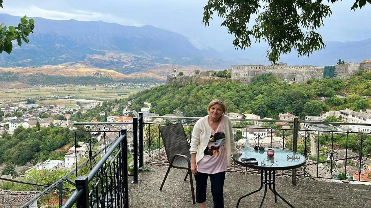 Panoramic Vlachos Gjirokastër 0*,
