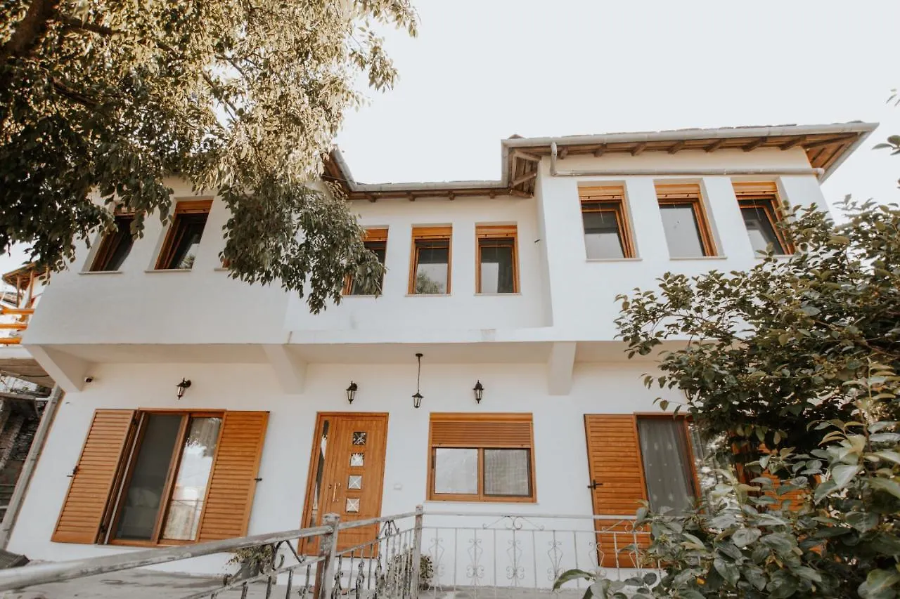 Panoramic Vlachos Gjirokastër Casa de hóspedes