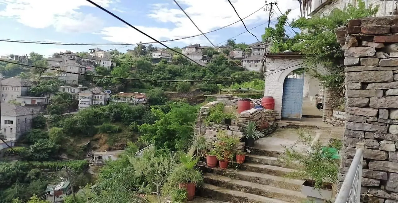Panoramic Vlachos Gjirokastra Vendégház