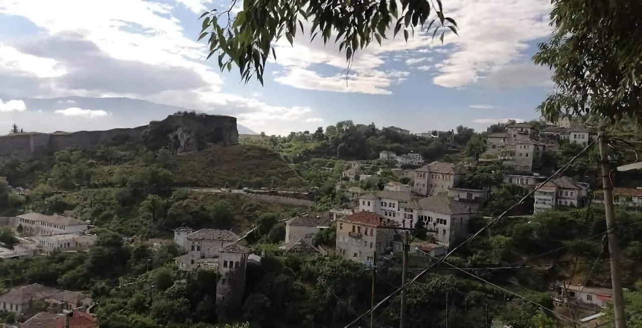 Panoramic Vlachos Gjirokastra 0*,  Albánia