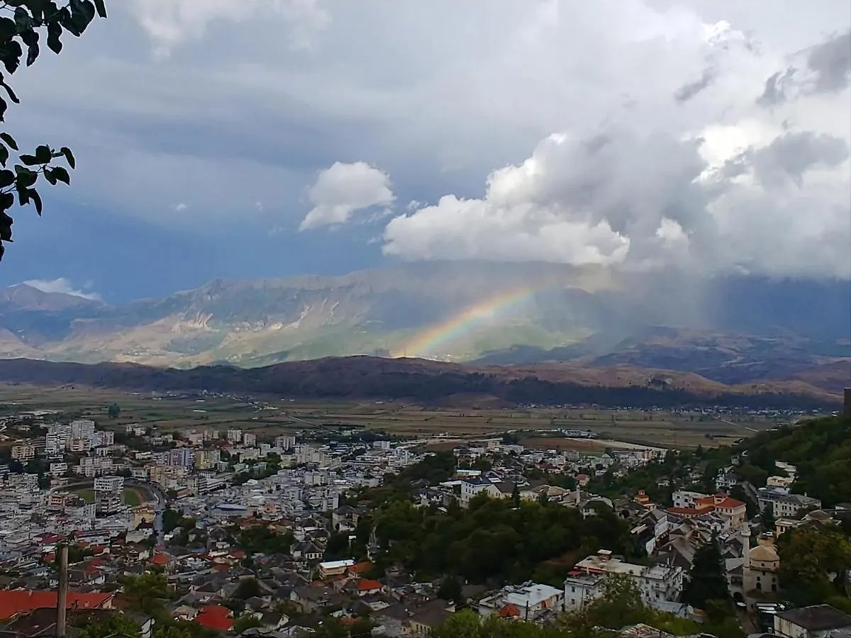Vendégház Panoramic Vlachos Gjirokastra
